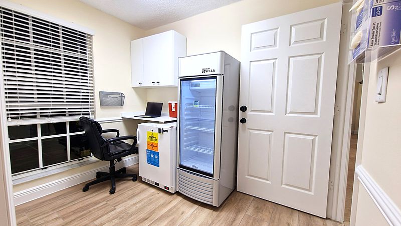 Temperature-controlled refrigerator and freezer